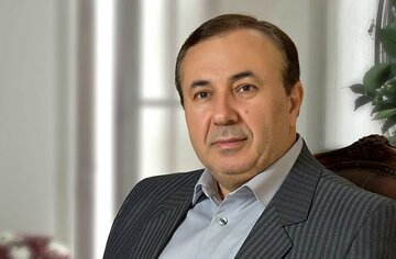 علیرضا نوین
