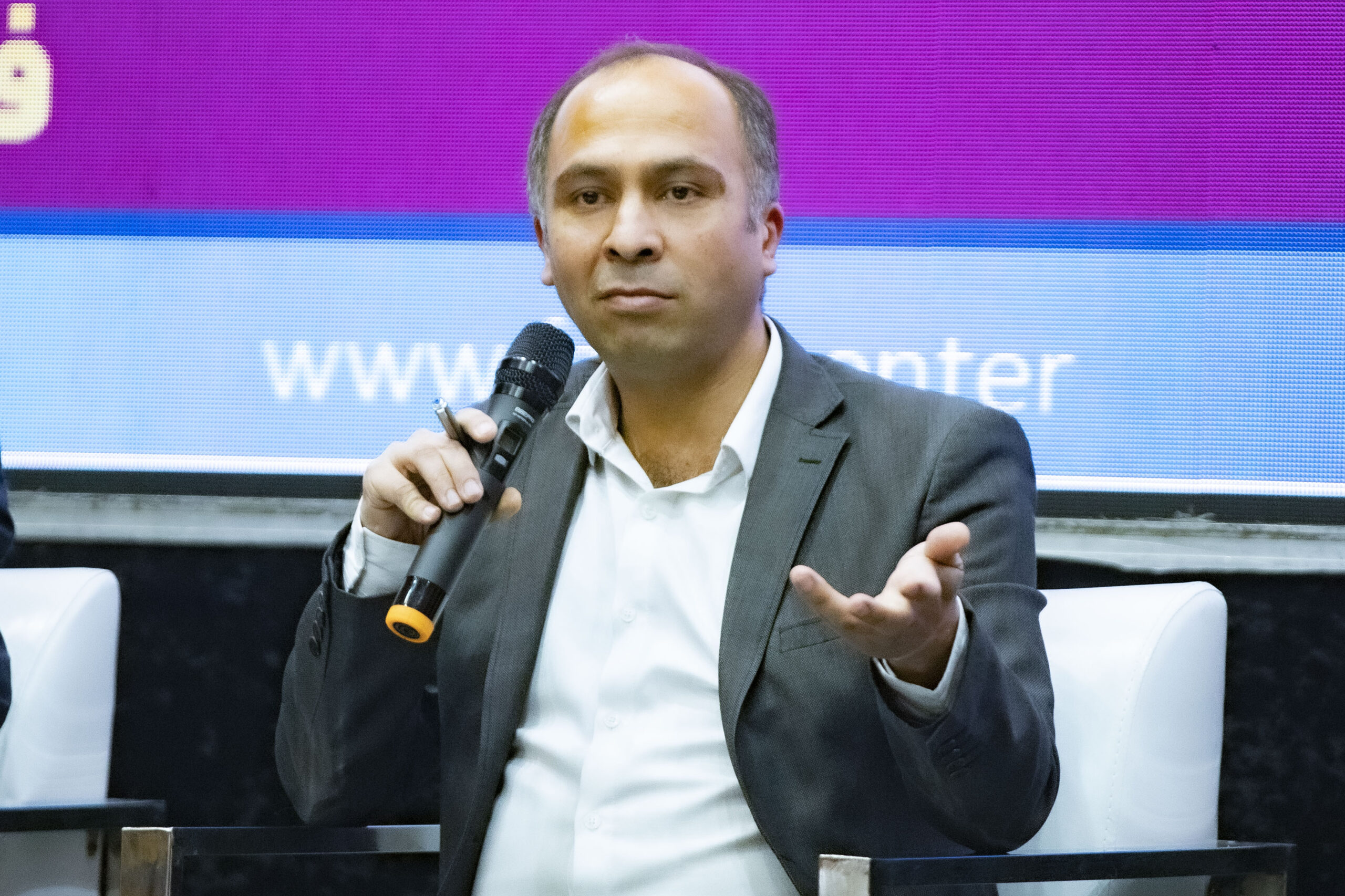 محمد دانشفر، مدیر پروژه تحول دیجیتال بانک کشاورزی