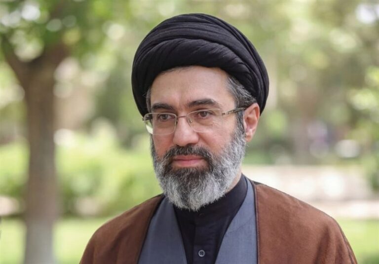 پیام رهبر معظم انقلاب به مناسبت هفته وحدت؛ تأکید بر اتحاد امت اسلامی و پرهیز از اختلاف