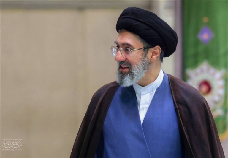 پیام رهبر انقلاب به مناسبت بازگشایی مدارس و دانشگاه‌ها