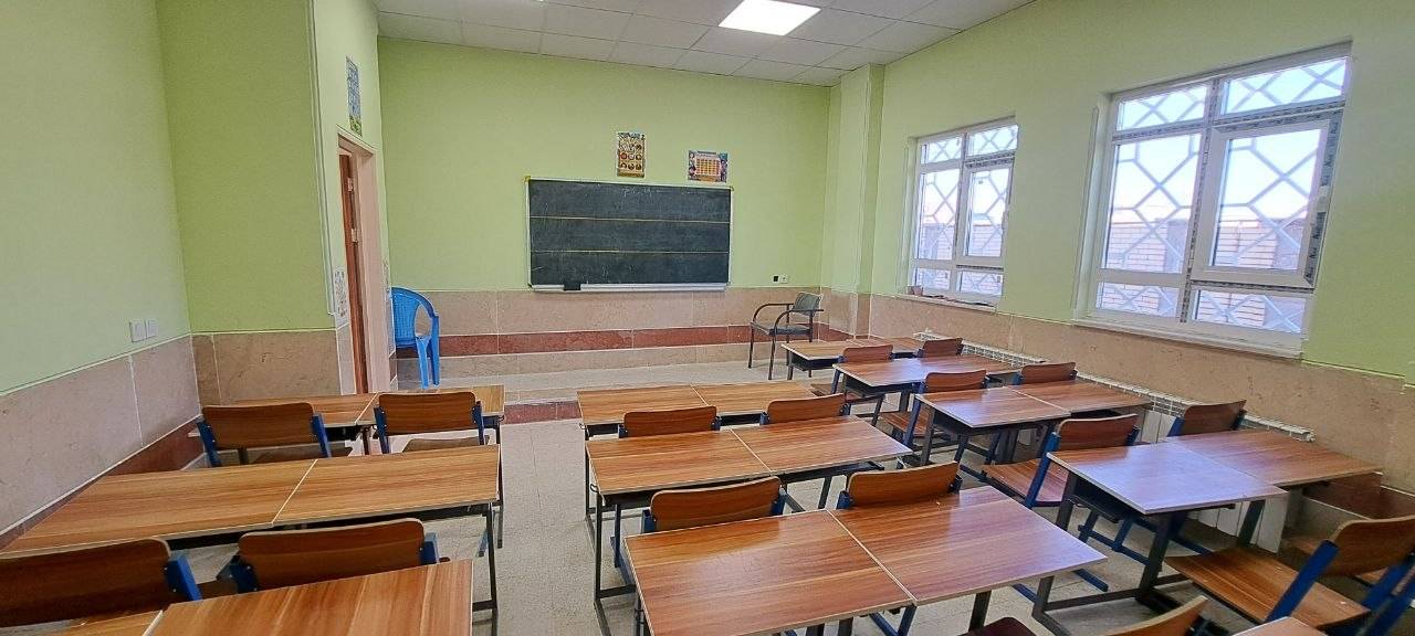 بهرهبرداری از دبستان شهدای بانک رفاه کارگران در کرمان